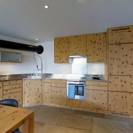 A L'ovel Apartment *