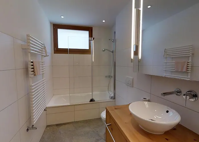 A L'ovel Apartment Zuoz